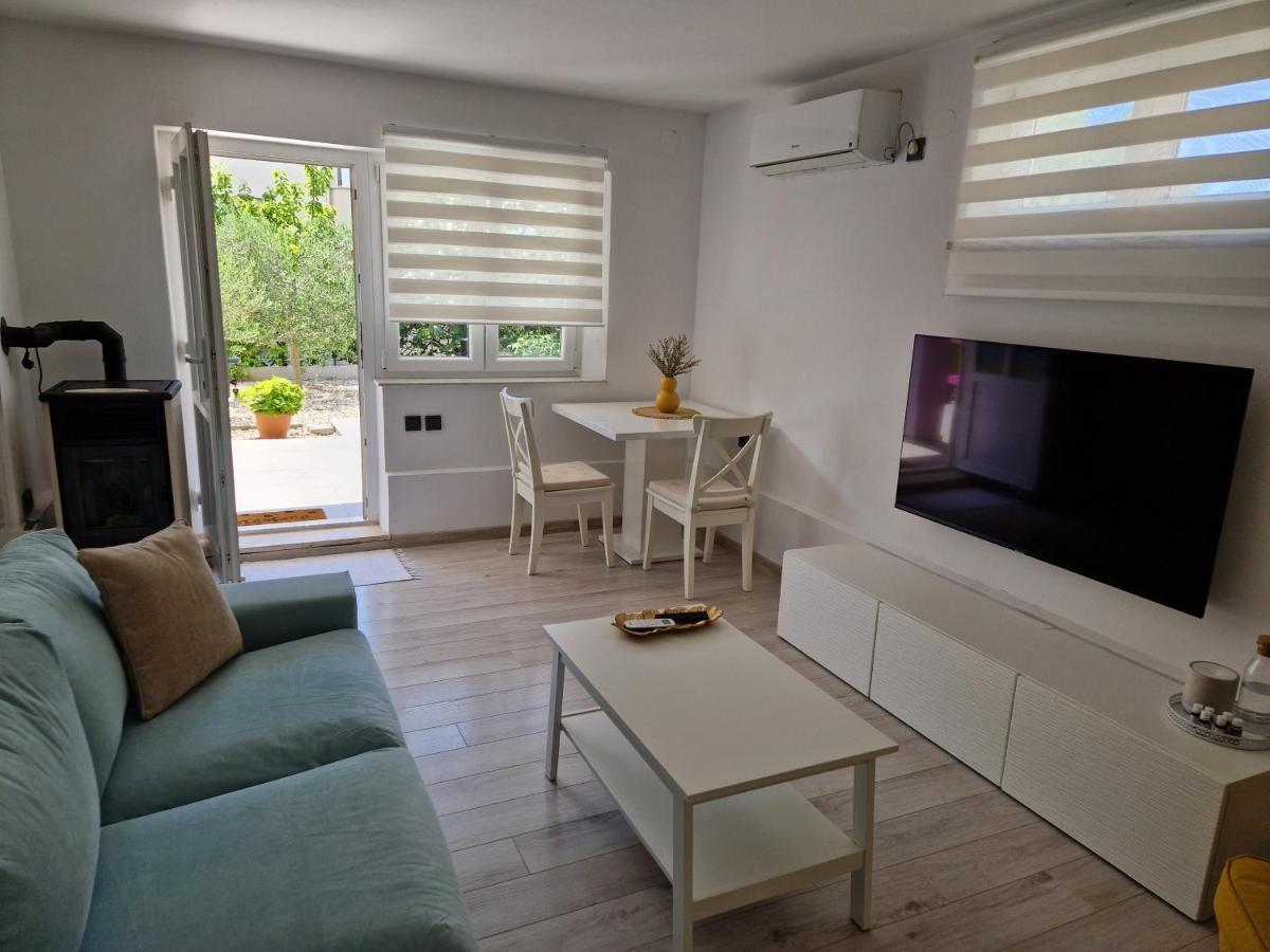 Apartman Jurjevic Krk Town Exterior foto